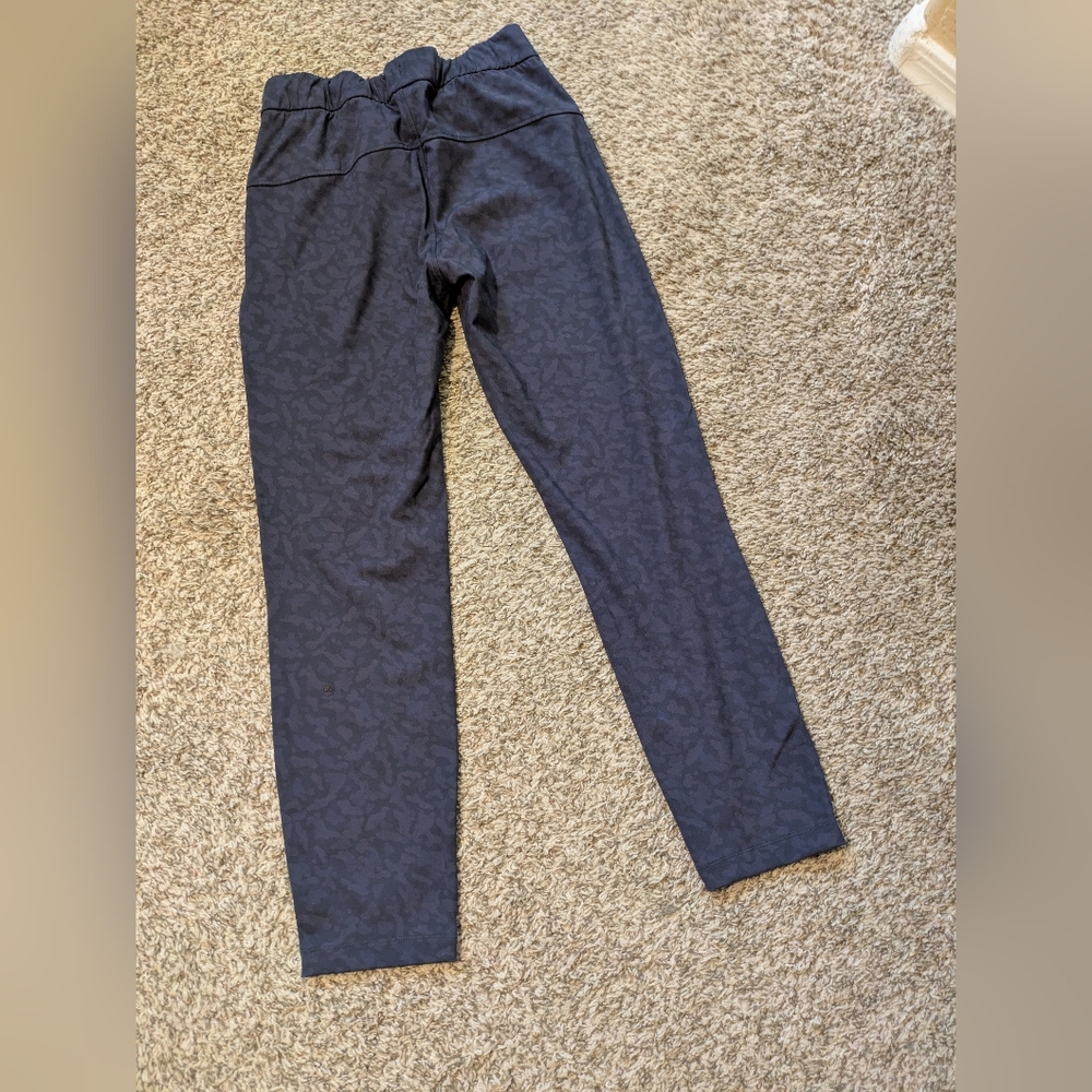 CRZ Yoga Navy Blue Camo Print Stretch Joggers - Picture 3 of 4